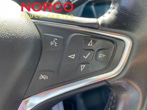 Used 2018 Chevrolet Bolt LT image 19