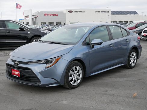 Certified 2024 Toyota Corolla LE image 3