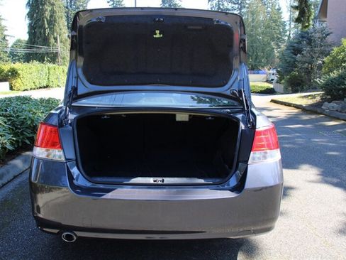 Used 2011 Subaru Legacy 2.5i Premium w/ All-Weather Pkg image 15