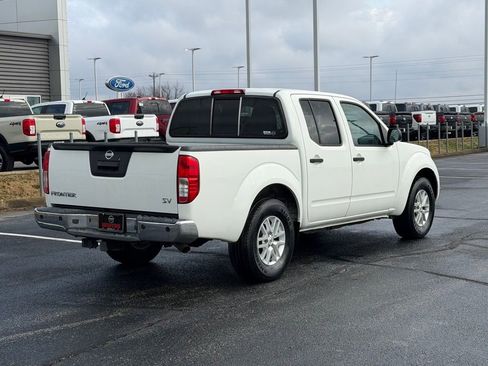 Used 2016 Nissan Frontier SV w/ SV Value Truck Package image 5