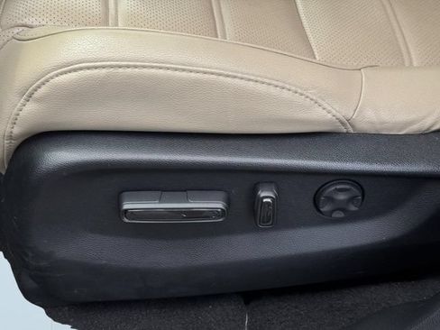 Used 2017 Honda CR-V EX-L image 13