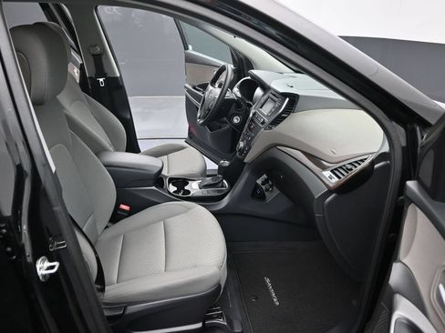 Used 2018 Hyundai Santa Fe Sport FWD image 28
