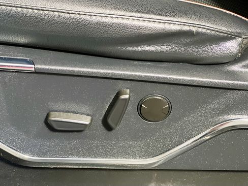 Used 2022 Ford F150 Lariat image 15