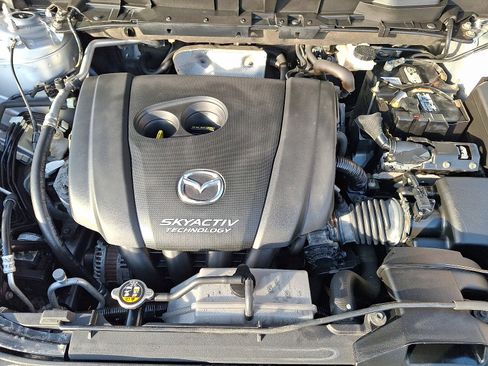 Used 2017 MAZDA CX-5 Touring w/ Preferred Equipment Package image 29