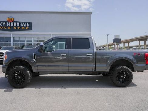 Used 2018 Ford F250 Platinum w/ Platinum Ultimate Package AWD/4WD image 14