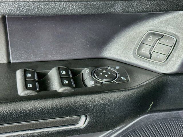 Used 2019 Ford Expedition Limited w/ Equipment Group 303A RWD image 19