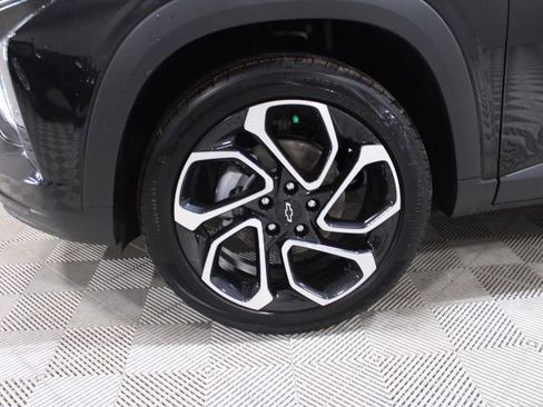 New 2026 Chevrolet Trax RS w/ Sunroof Package FWD image 41
