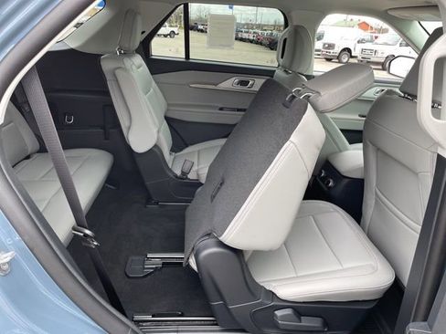 New 2026 Ford Explorer Active image 56