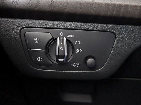 Used 2019 Audi Q5 2.0T Premium w/ Convenience Package image 24