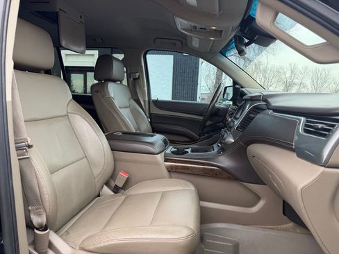 Used 2015 Chevrolet Suburban LT image 38