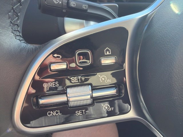 Used 2022 Mercedes-Benz GLB 250 image 31