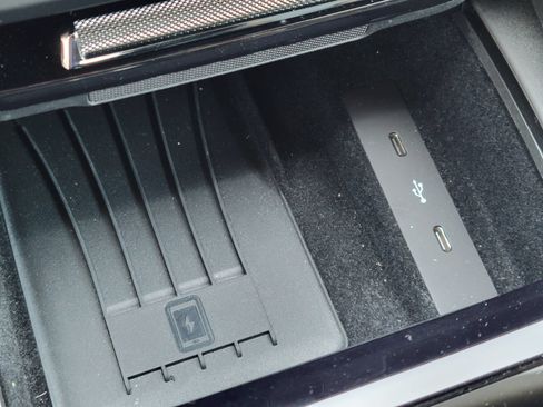 Certified 2025 Porsche Cayenne GTS AWD/4WD image 22