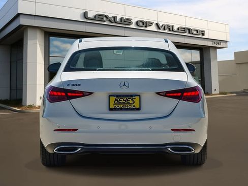 Used 2022 Mercedes-Benz C 300 Sedan image 3