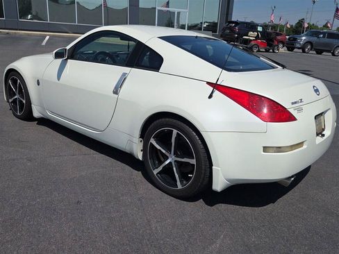 Used 2008 Nissan 350Z Coupe w/ Cargo Convenience Pkg RWD image 5