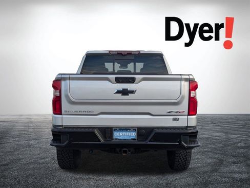 Certified 2022 Chevrolet Silverado 1500 ZR2 w/ Technology Package AWD/4WD image 5