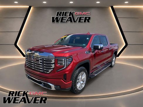 Used 2022 GMC Sierra 1500 Denali AWD/4WD image 1