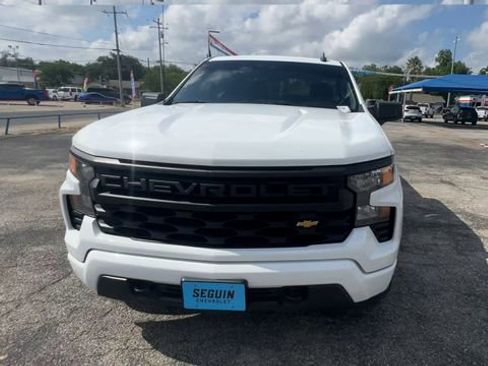 Used 2023 Chevrolet Silverado 1500 Custom RWD image 3