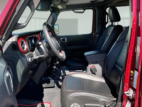 Used 2022 Jeep Wrangler Unlimited Rubicon w/ LED Lighting Group image 21