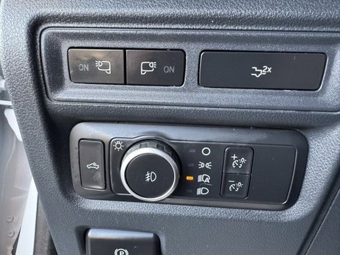 Used 2022 Ford F150 XLT w/ Equipment Group 302A High image 19