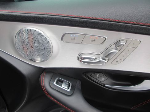 Used 2019 Mercedes-Benz GLC 63 AMG 4MATIC image 22
