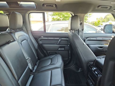 Used 2025 Land Rover Defender 110 S AWD/4WD image 8