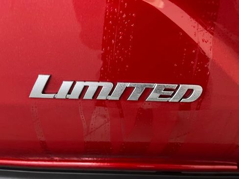 Used 2025 Toyota 4Runner Limited image 49
