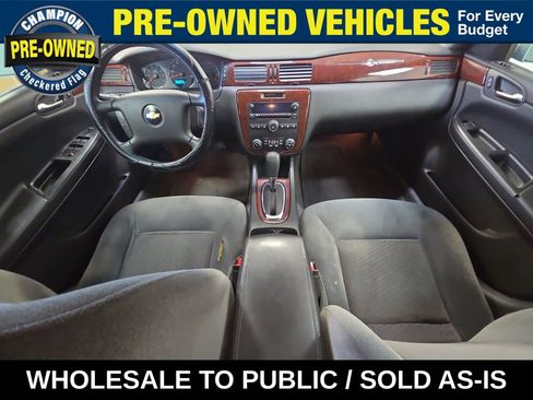 Used 2009 Chevrolet Impala LT FWD image 21