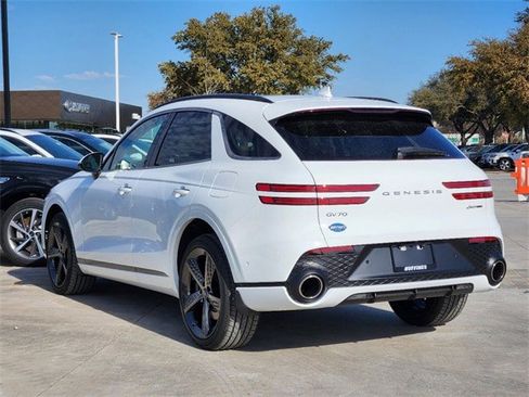 Used 2025 Genesis GV70 3.5T Sport w/ Sport Advanced Package image 4