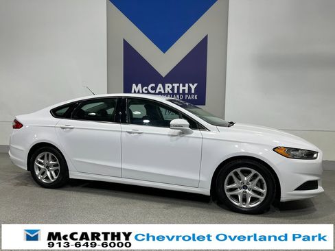 Used 2013 Ford Fusion SE image 3