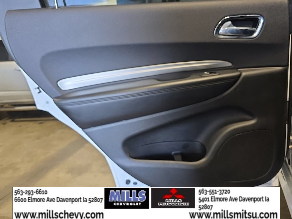 Used 2017 Dodge Durango GT w/ Blacktop Package AWD/4WD image 16
