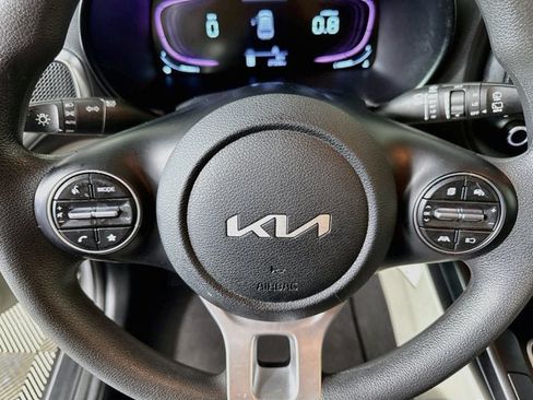 Certified 2023 Kia Soul LX FWD image 11