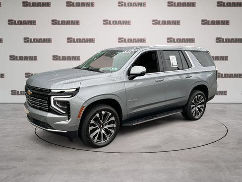 Used 2025 Chevrolet Tahoe High Country AWD/4WD image 1