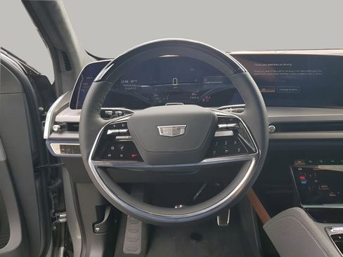 New 2026 Cadillac Vistiq Premium Luxury image 25