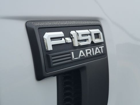 Certified 2022 Ford F150 Lariat AWD/4WD image 32