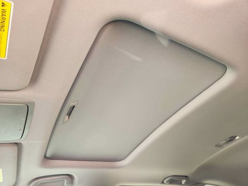 Used 2022 Honda CR-V EX image 24
