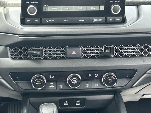 Used 2023 Honda Accord LX image 18