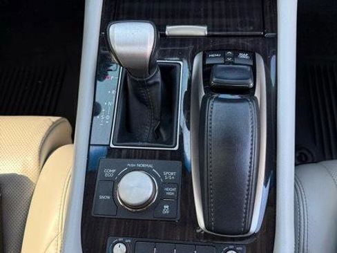 Used 2015 Lexus LS 460 L w/ Ultra Luxury Package AWD/4WD image 20