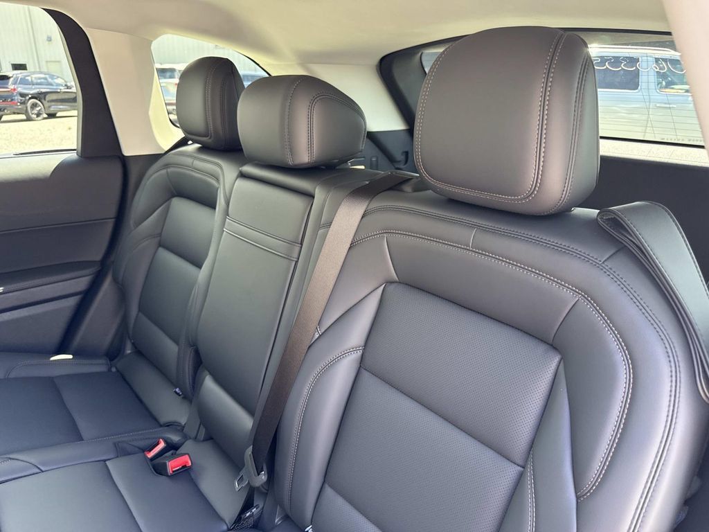 New 2026 Lincoln Nautilus Premier w/ Equipment Group 102A AWD/4WD image 14