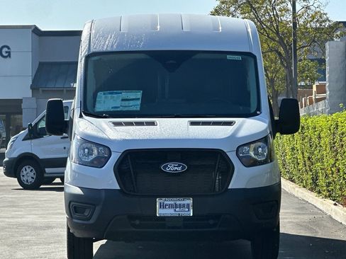 New 2026 Ford Transit 250 148 Medium Roof w/ Load Area Protection Package image 9