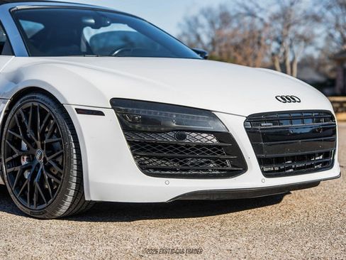 Used 2015 Audi R8 V8 w/ Full Leather Package image 76