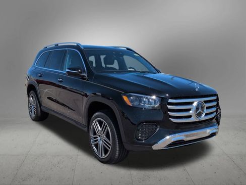 Used 2025 Mercedes-Benz GLS 450 4MATIC image 8