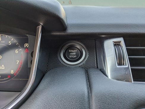 Used 2022 Land Rover Range Rover Sport HSE Silver Edition image 26