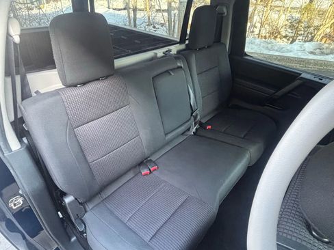 Used 2012 Nissan Titan SV w/ SV Value Truck Pkg image 22