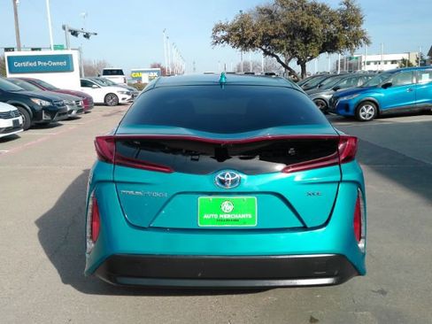Used 2021 Toyota Prius Prime XLE image 7
