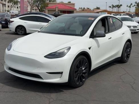 Used 2021 Tesla Model Y Performance image 7