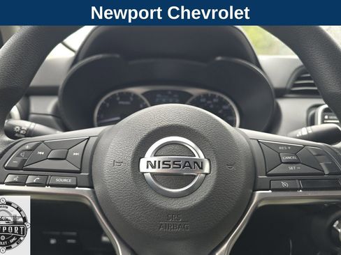 Used 2021 Nissan Versa S image 23