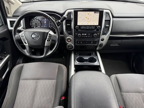 Used 2021 Nissan Titan SV w/ SV Convenience Package image 19