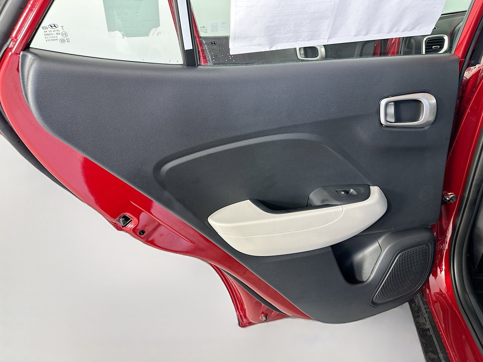 Certified 2026 Hyundai Venue SEL FWD image 29