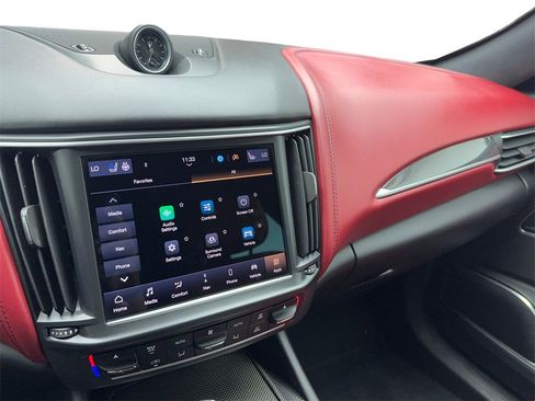 Used 2022 Maserati Levante Modena image 23