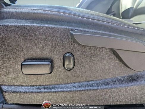 Used 2022 Chevrolet Colorado ZR2 image 15